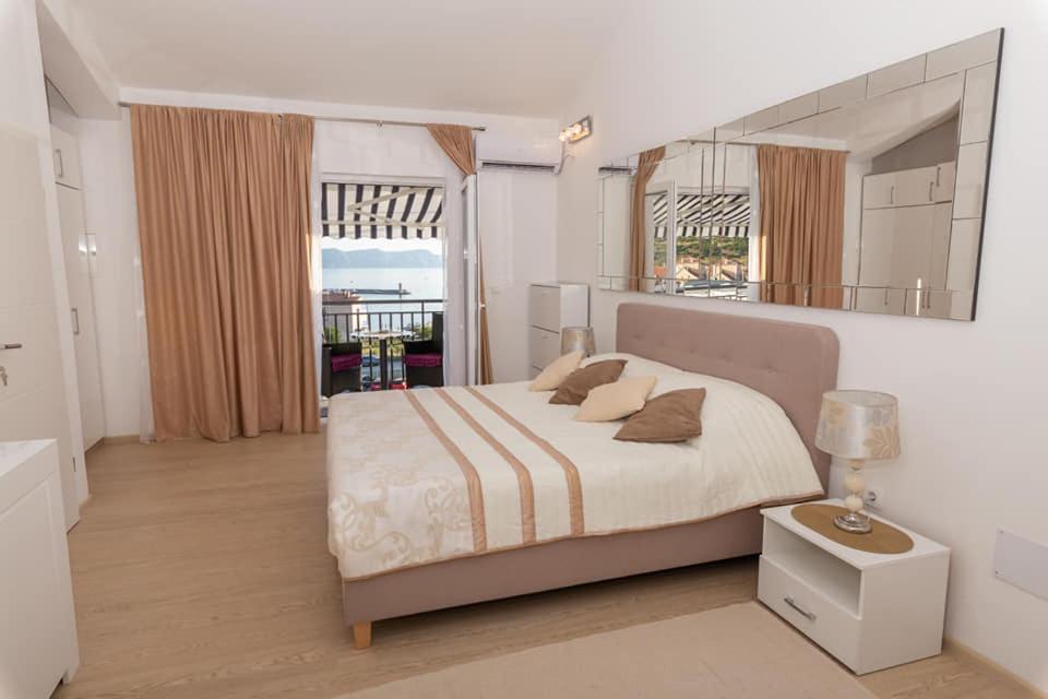 Apartment Beautyful Sea View 6 Luxury Danijela 1