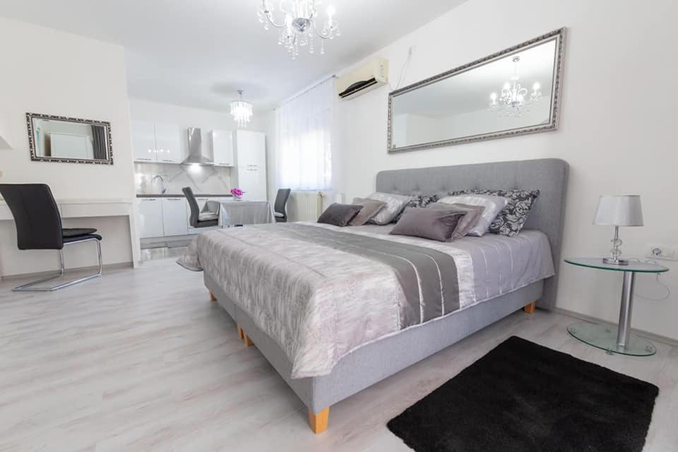 Apartment Beautyful Sea View 6 Luxury Danijela 1